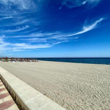 Belvilla By Oyo Los Kiwis 1Aª Lanea De Playa Roquetas de Mar Exterior photo